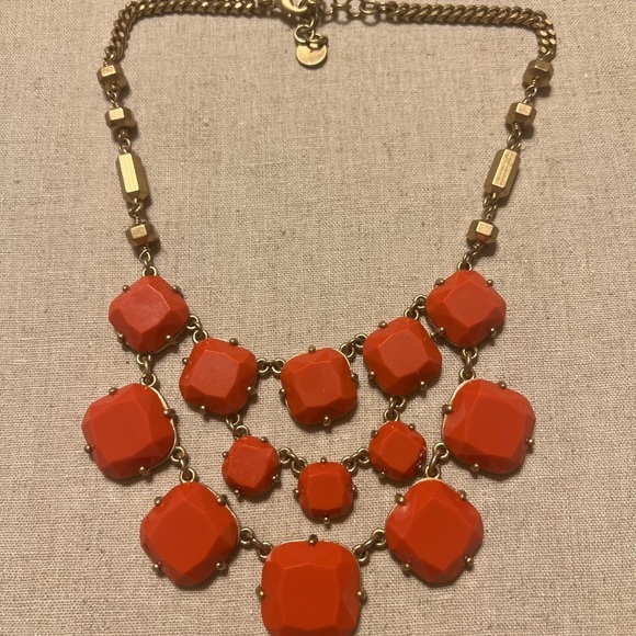 Stella & Dot Coral Bib Necklace - Picture 4 of 13